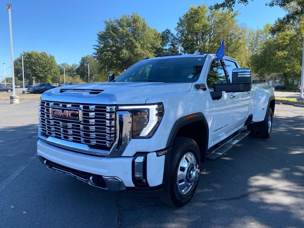 2025 GMC Sierra 3500HD Denali - RESERVE - 4WD