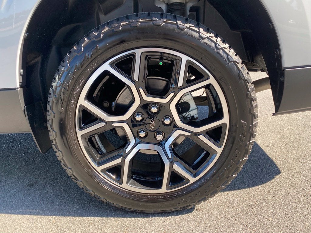 2025 Ford Maverick Lariat - AWD - BLACK PACKAGE - 2.5L HYBRID