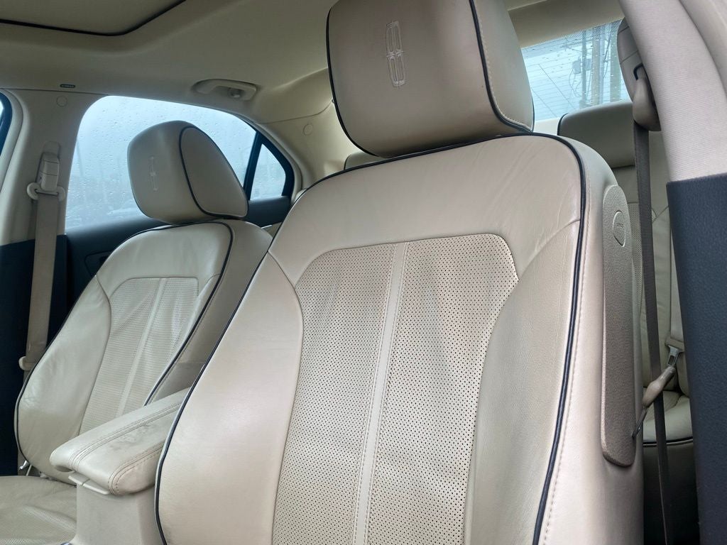 2010 Lincoln MKZ Base