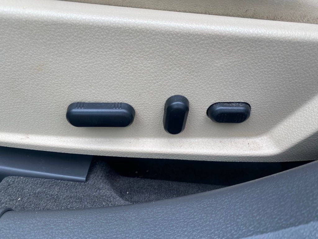 2010 Lincoln MKZ Base