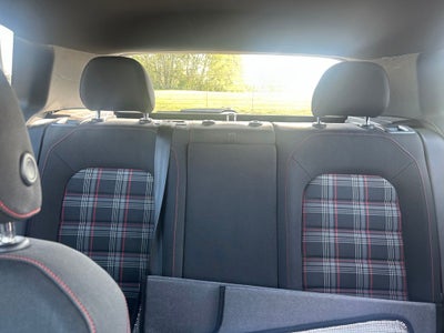 2016 Volkswagen Golf GTI S