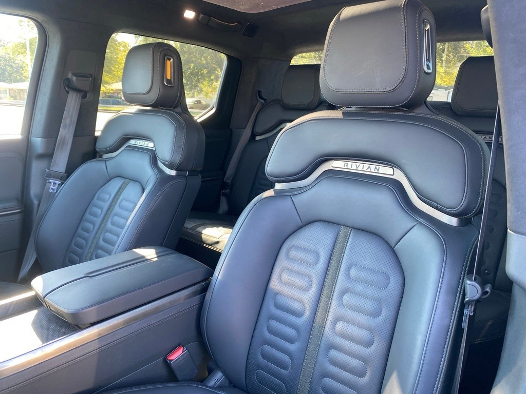 2023 Rivian R1T Adventure