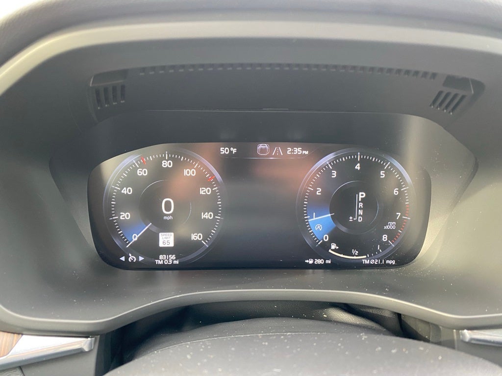 2021 Volvo XC60 T5 Momentum