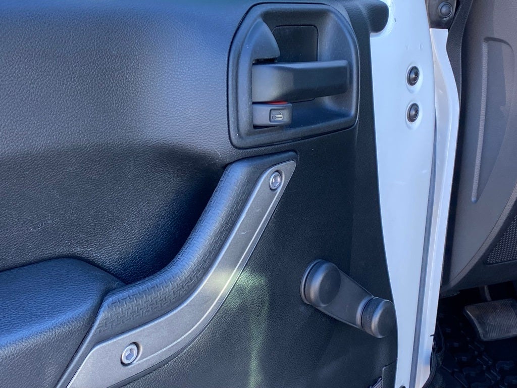 2017 Jeep Wrangler Unlimited Sport LIFT WHEELS AND TIRES GREAT CONDITION