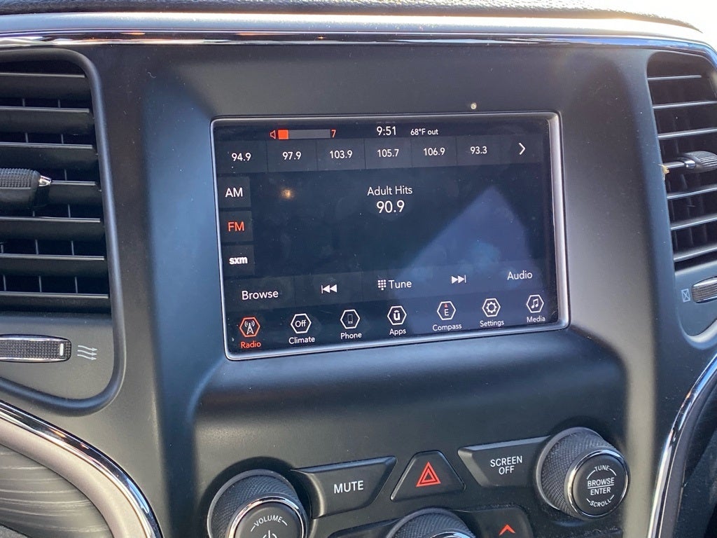 2020 Jeep Grand Cherokee Laredo E