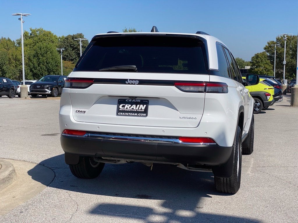 2025 Jeep Grand Cherokee Laredo