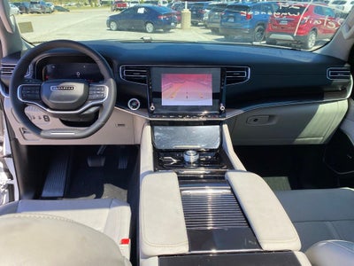 2024 Jeep Wagoneer Base