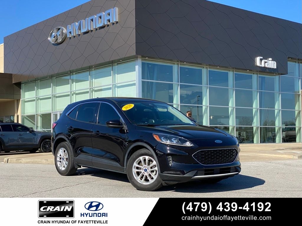 2020 Ford Escape SE