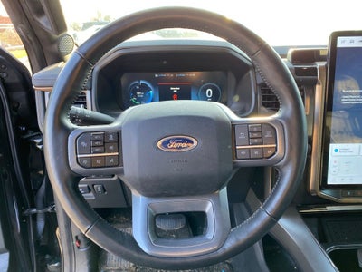 2023 Ford F-150 Lightning Lariat