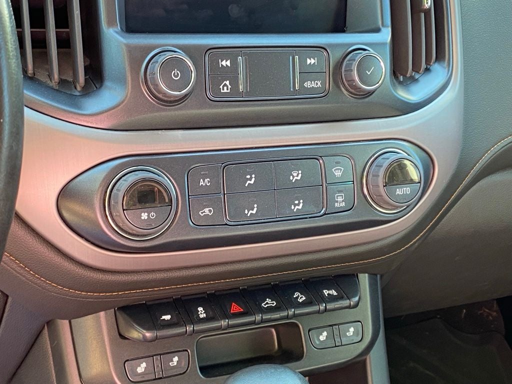 2022 GMC Canyon AT4 w/Leather