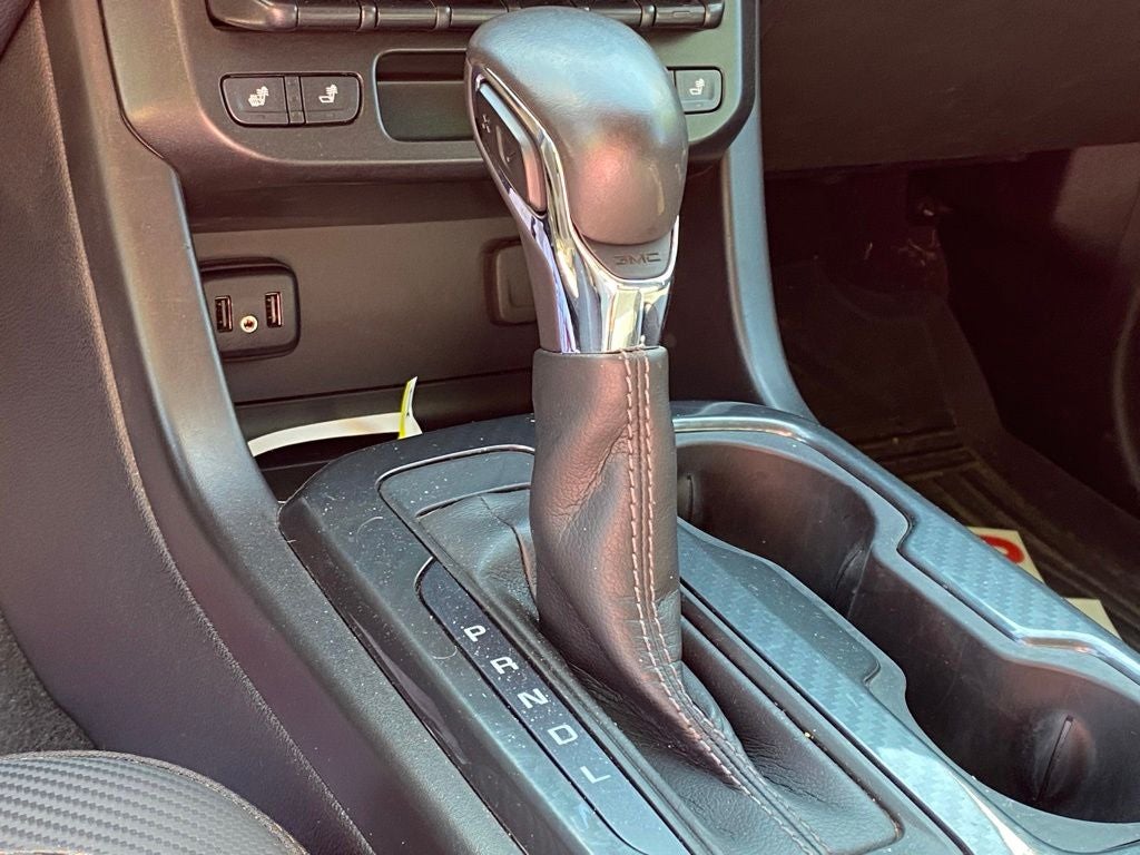 2022 GMC Canyon AT4 w/Leather