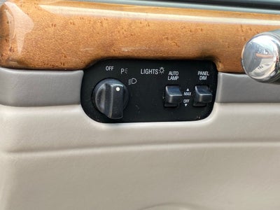 2002 Lincoln Continental Base