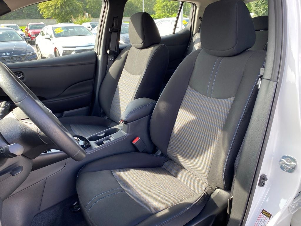2023 Nissan Leaf SV Plus