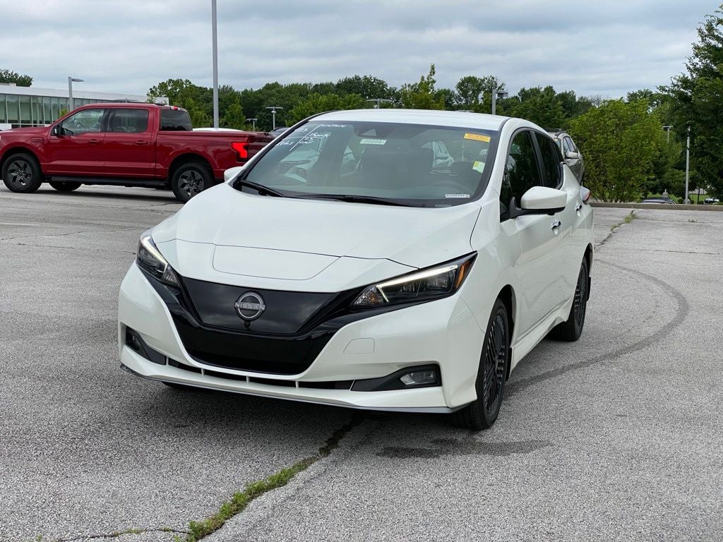 2023 Nissan Leaf SV Plus
