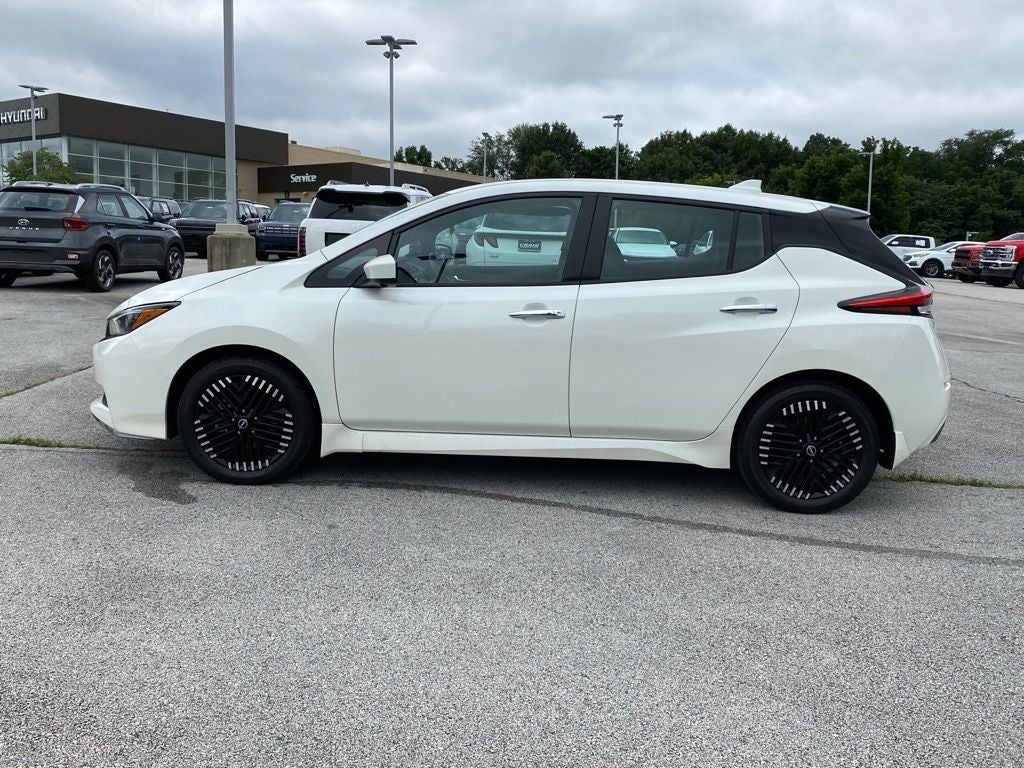 2023 Nissan Leaf SV Plus