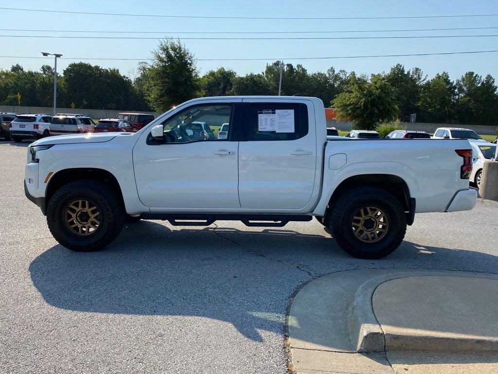 2024 Nissan Frontier SV