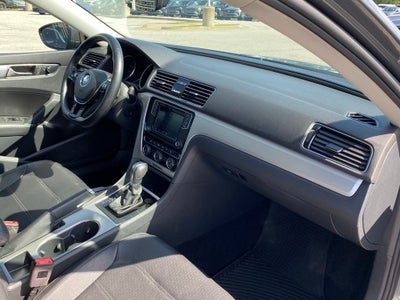 2019 Volkswagen Passat 2.0T Wolfsburg