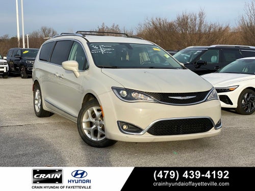2017 Chrysler Pacifica Touring L Plus