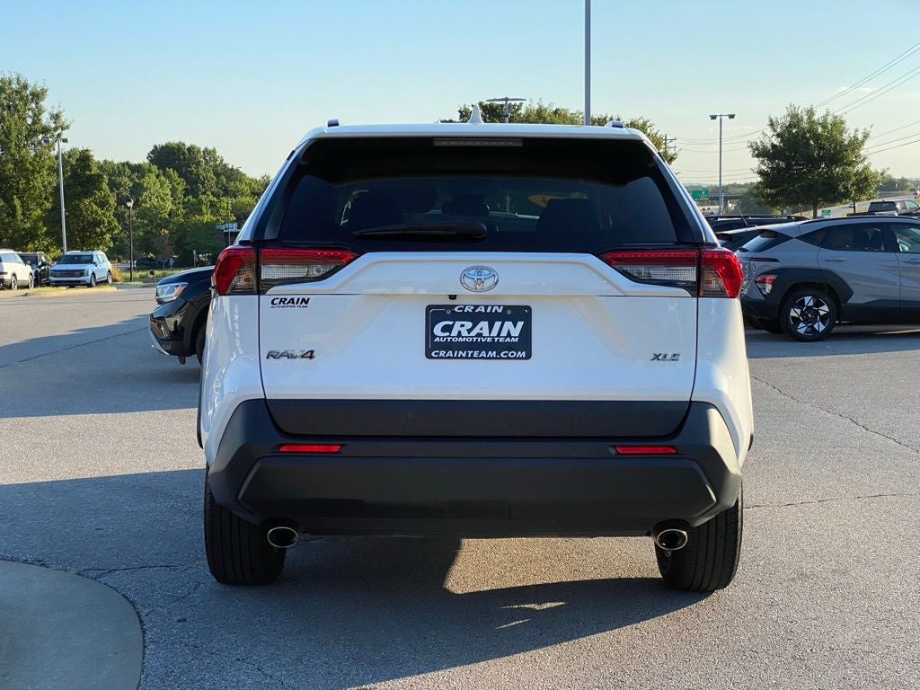 2024 Toyota RAV4 XLE