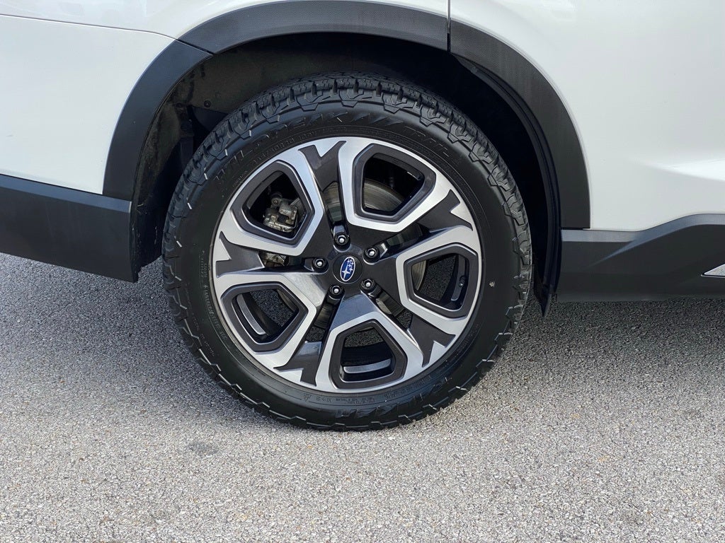 2023 Subaru Ascent Limited AWD NEW TIRES CLEAN CARFAX