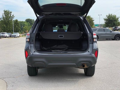 2025 Subaru Forester Premium