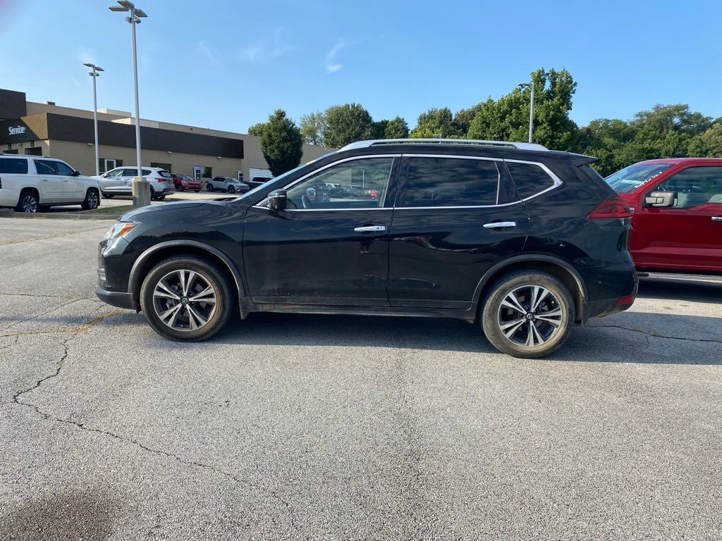 2020 Nissan Rogue SV