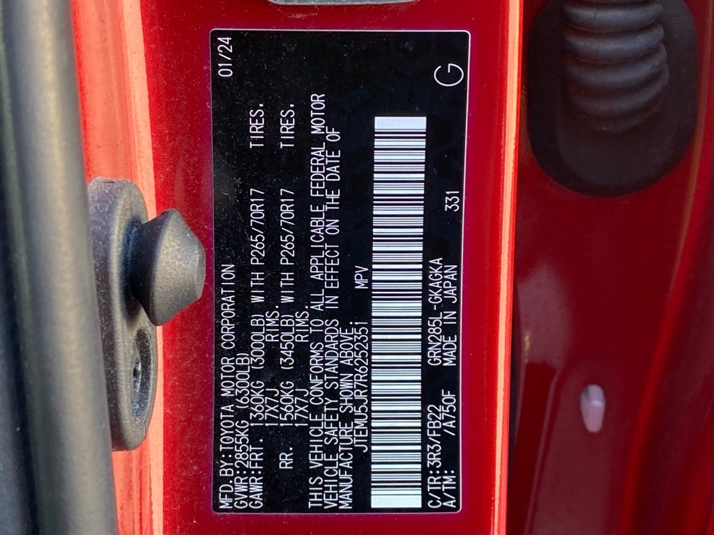 2024 Toyota 4Runner SR5