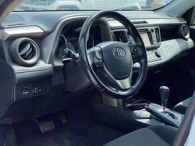 2018 Toyota RAV4 Hybrid XLE