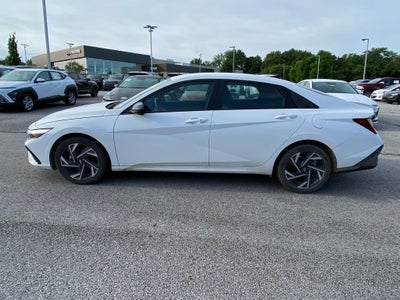 2025 Hyundai Elantra SEL Sport