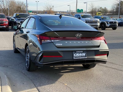 2025 Hyundai Elantra SEL Sport