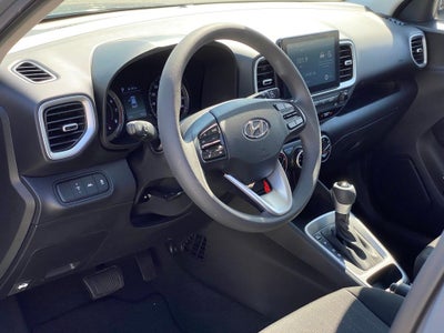 2022 Hyundai Venue SE