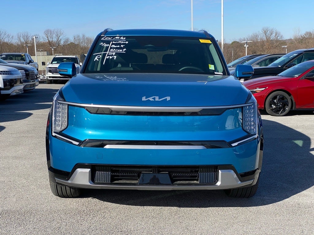 2024 Kia EV9 Land