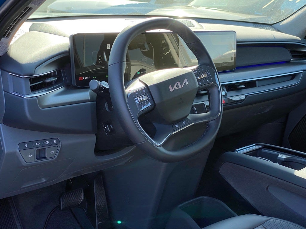 2024 Kia EV9 Land