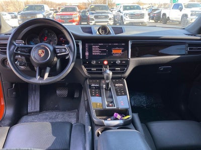 2022 Porsche Macan Base