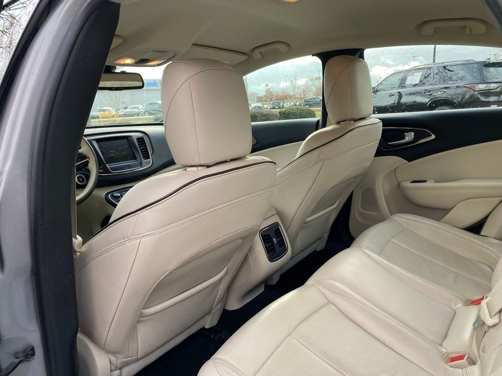 2015 Chrysler 200 C SUPER CLEAN!