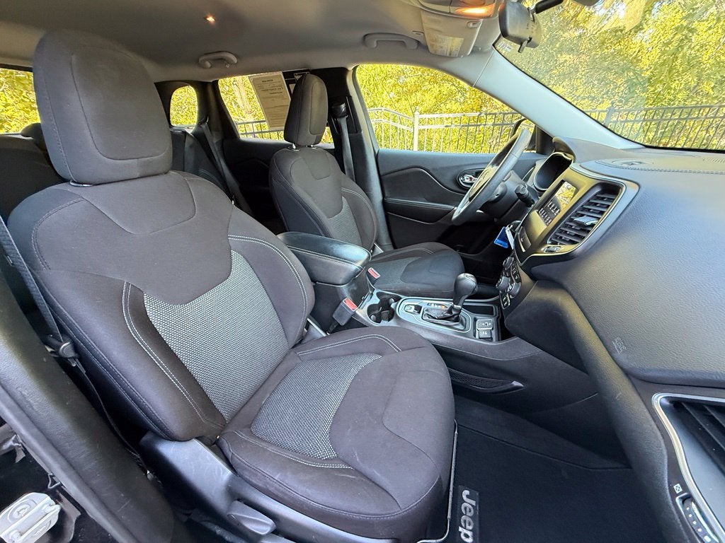 2019 Jeep Cherokee Latitude