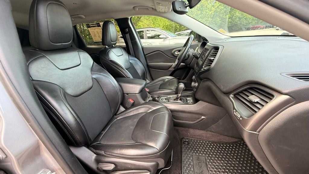 2019 Jeep Cherokee Latitude Plus CLEAN CARFAX