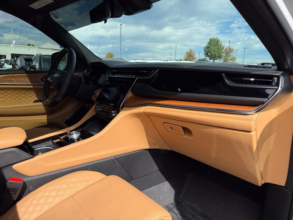 2025 Jeep Grand Cherokee L Summit Obsidian - 4WD / PANORAMIC SUNROOF