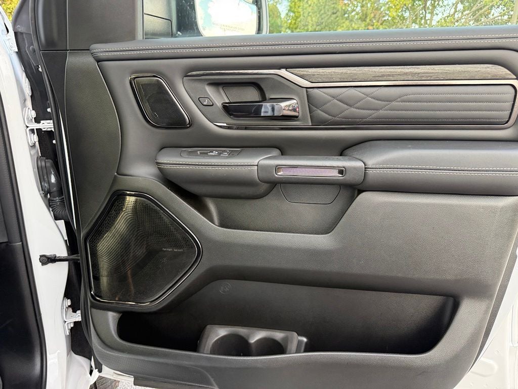 2026 RAM 1500 Limited LIKE NEW!
