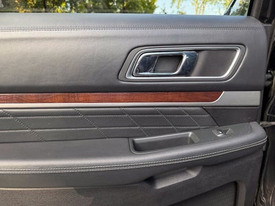 2017 Ford Explorer Platinum - 4WD