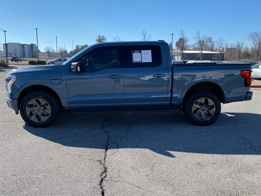 2023 Ford F-150 Lightning XLT