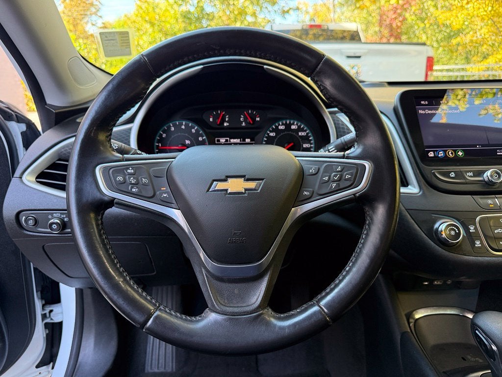2022 Chevrolet Malibu RS