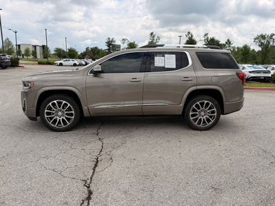 2023 GMC Acadia Denali