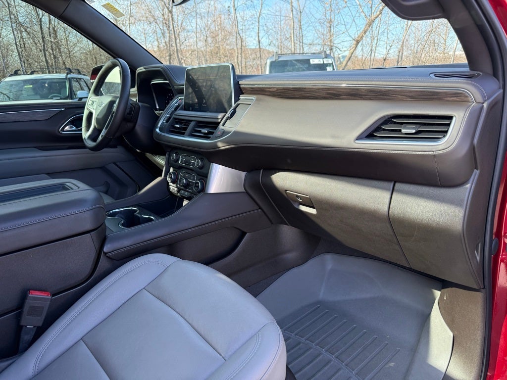 2023 Chevrolet Suburban Z71 2ND ROW BUCKET