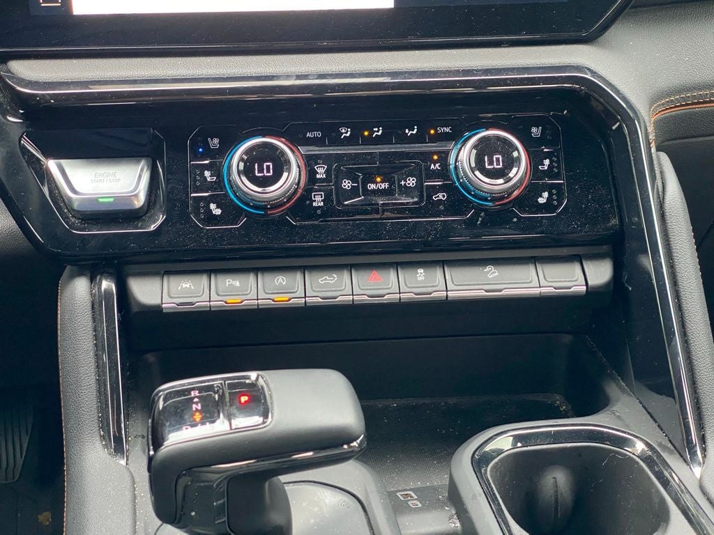 2024 GMC Sierra 1500 AT4 4WD