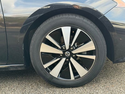 2021 Nissan Altima 2.5 SV 1 Owner / CARPLAY