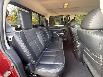2017 Nissan Titan PRO-4X - 4WD / LEATHER