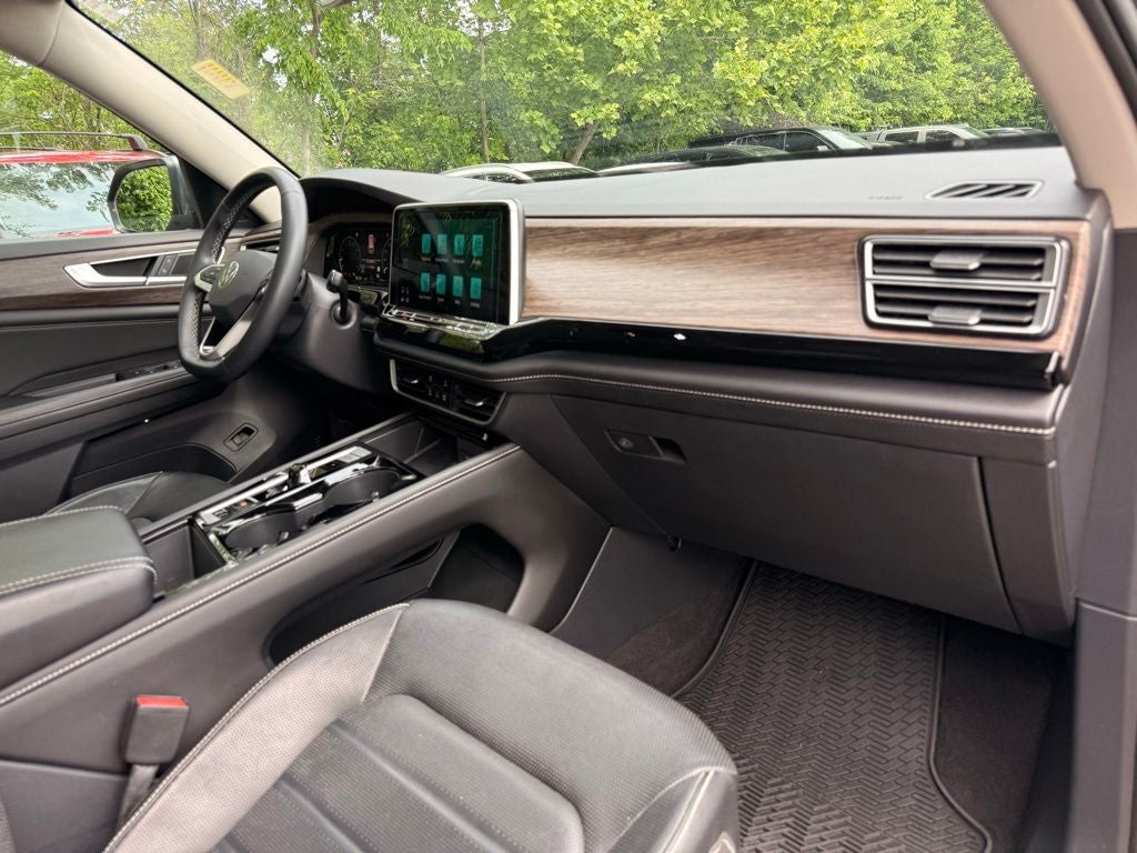 2024 Volkswagen Atlas 2.0T SEL NICE CAR