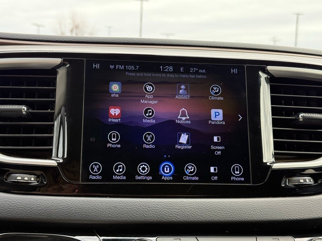 2017 Chrysler Pacifica Touring L LOW PRICED VAN!