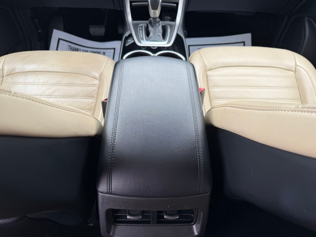 2018 Ford Edge SEL **WOW** MUST SEE